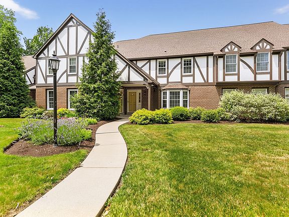 3rd image of 205 Allenberry Cir
