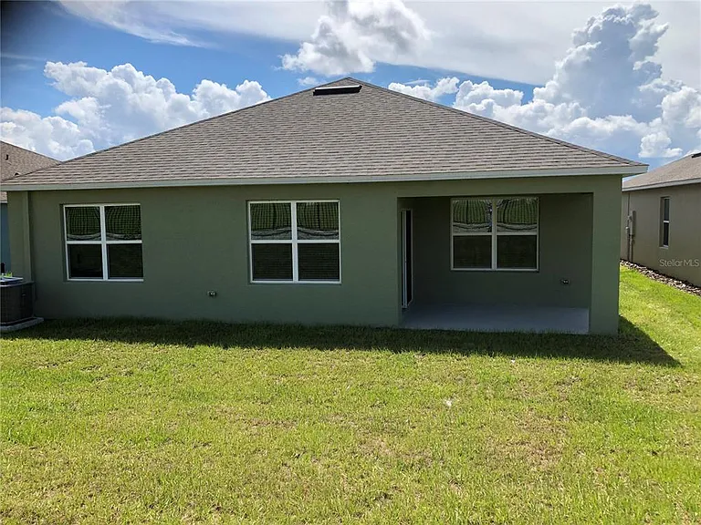 308 Sofia Ln — Photo 38
