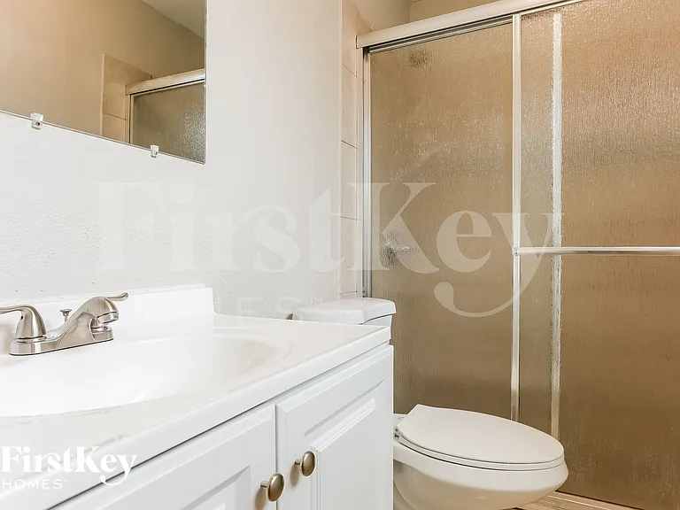 6891 NW 25th Ct — Photo 10