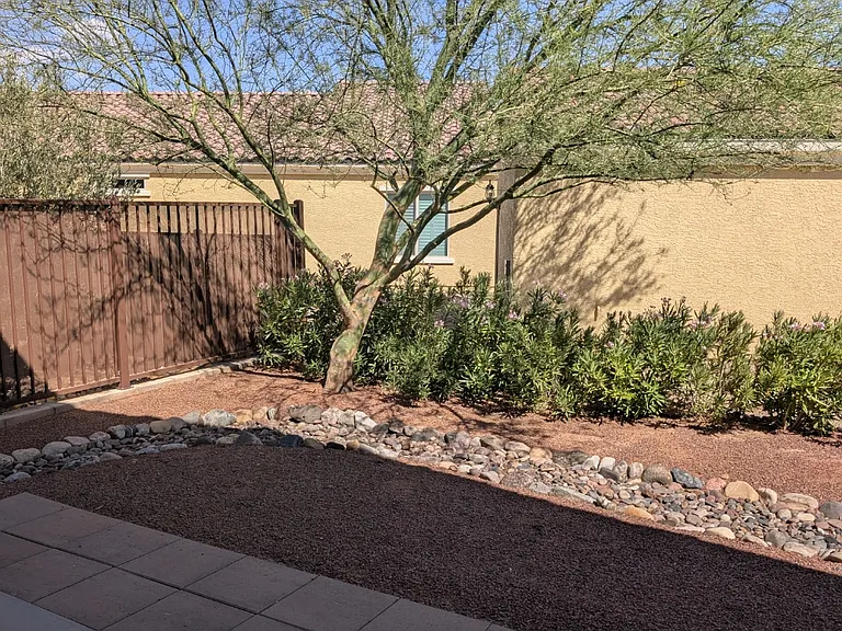 806 Crescent Moon Xing — Photo 20