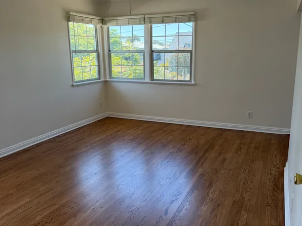 1648 Talmadge St, Los Angeles, CA 90027