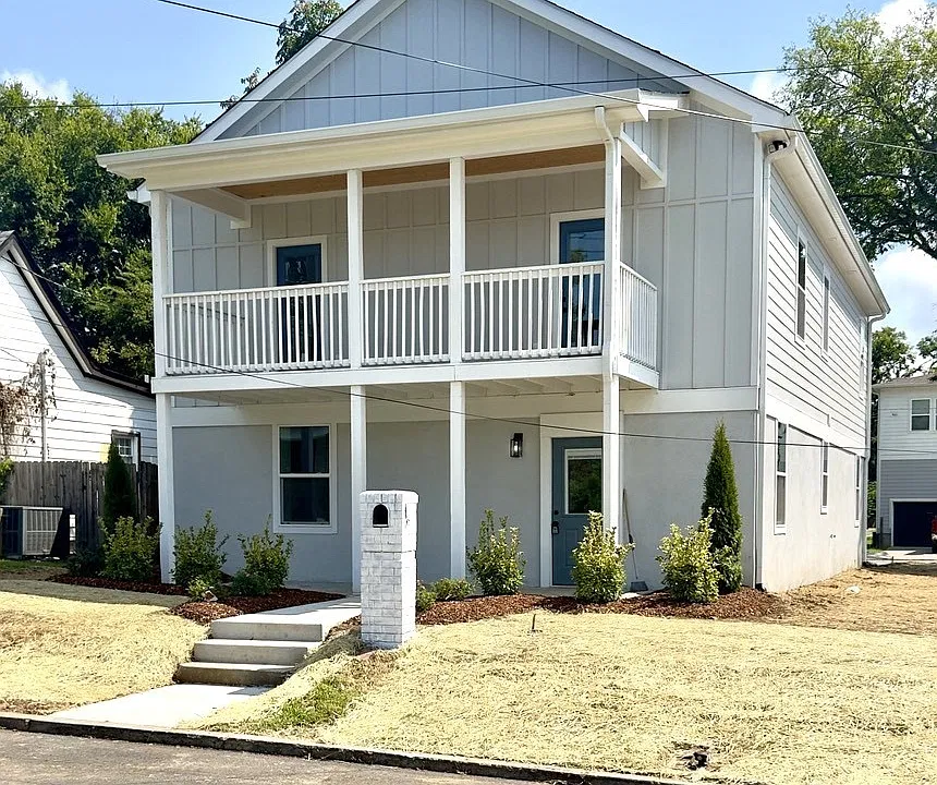 1808 15th Ave N