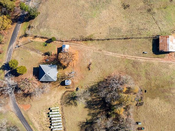 3rd image of 1588 SE County Road 3285