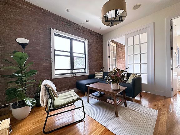 3rd image of 11 W 128th St #3A