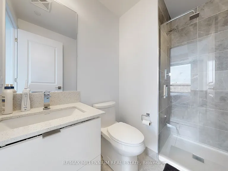 30 Elm Dr W #807 — Photo 23