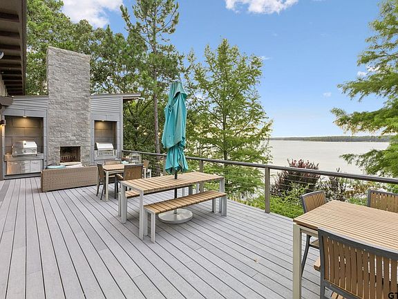 4th image of 45 Lakeview Dr