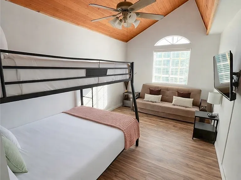80940 Shenandoah Ave — Photo 21