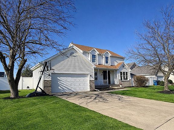 2nd image of 2740 Hillcrest Dr #46