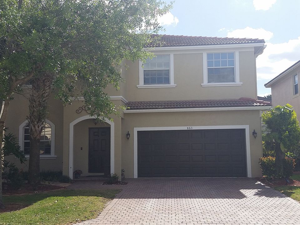 1st image of 863 NW 126th Dr