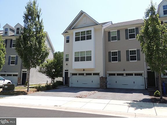 2nd image of 337 Latrobe Dr