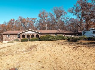 26000 Roland Rd, Waynesville, MO 65583