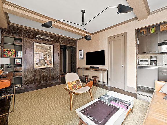 4th image of 81 Irving Pl APT 11A