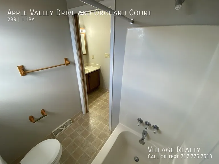Orchard Ct — Photo 18
