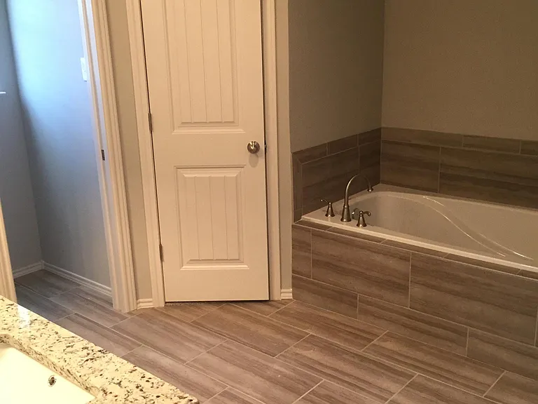 12201 Orlando Ave — Photo 4