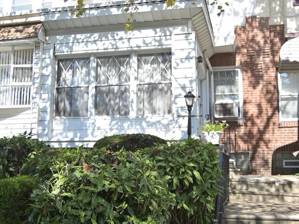 5913 W Jefferson St, Philadelphia, PA 19151