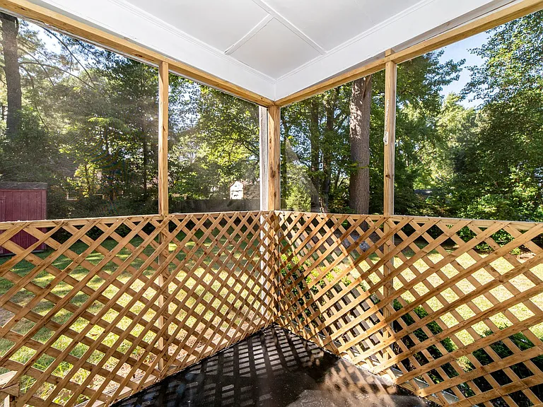 3117 Sterling Point Dr — Photo 18