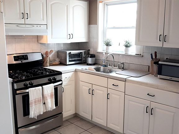 Ample Cabinets & Countertops