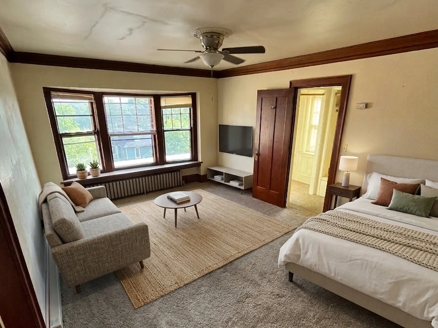 The Brady Apartments — Photo 2