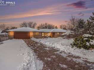 2 Friendship Ln, Colorado Springs, CO 80904