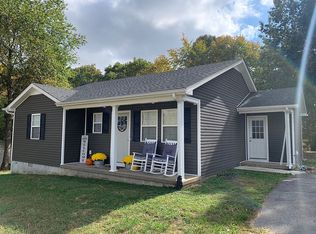 680 Red Hill Rd, Scottsville, KY 42164