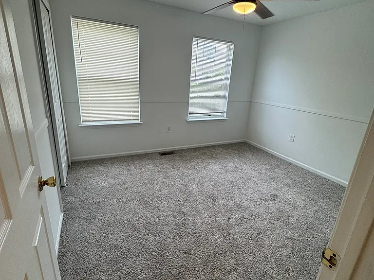 10 Starboard Ct — Photo 28