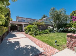 15720 Morrison St, Encino, CA 91436