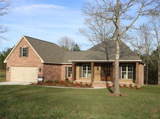 30 W Crockett Ave, Sumrall, MS 39482