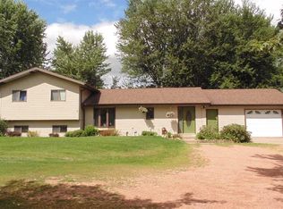 1722 County Road O, Junction City, WI 54443