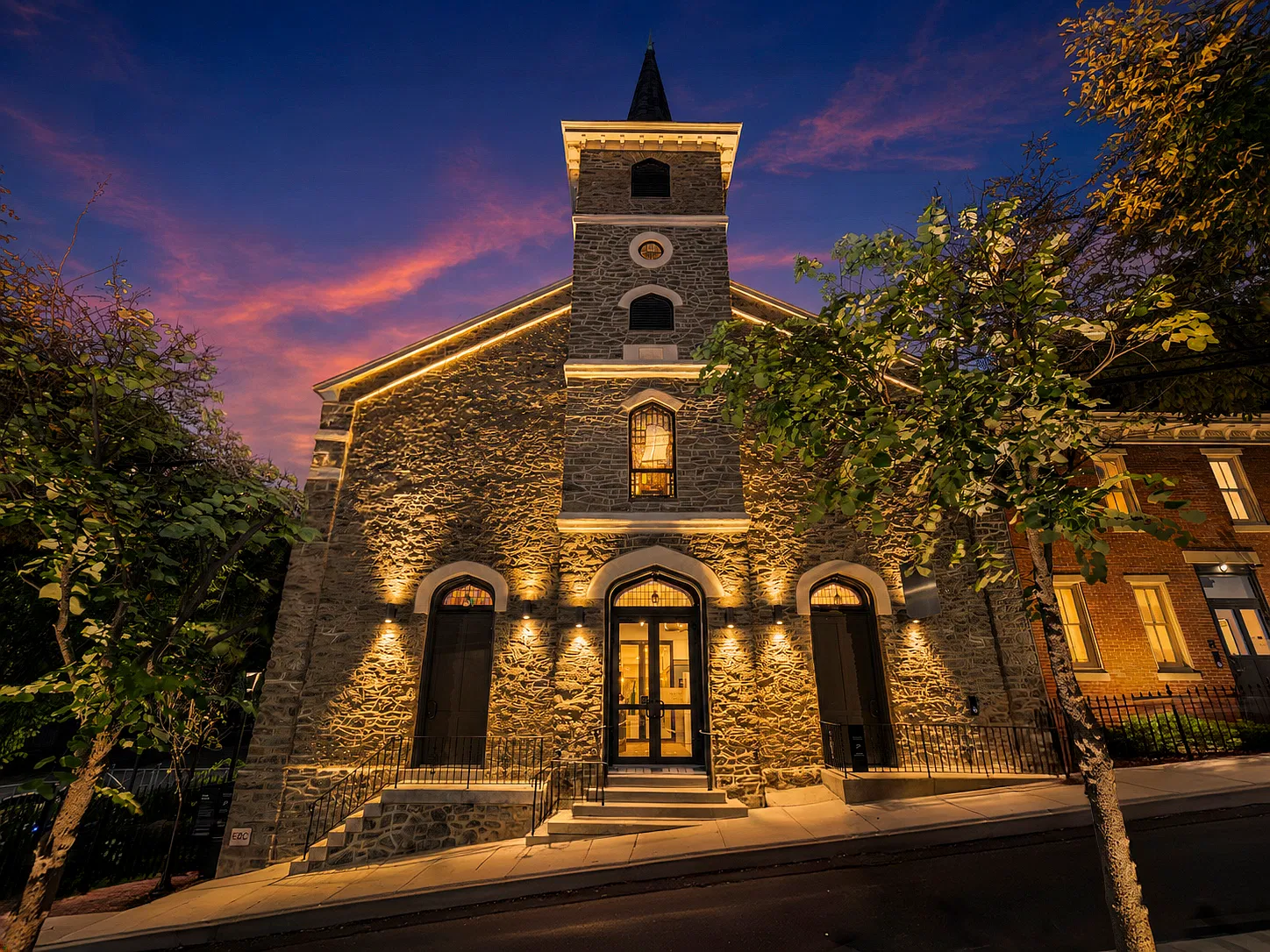 The Roe at Manayunk Apartments and Townhomes — Photo 4