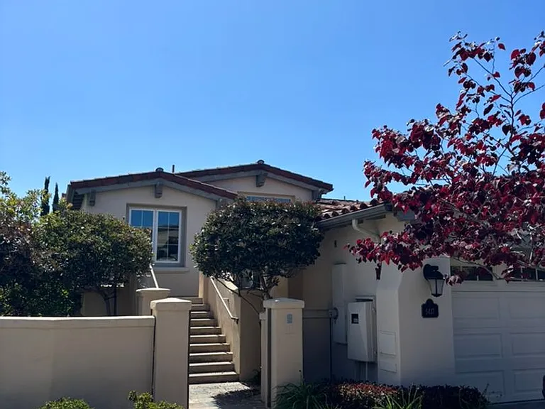 5437 Caminito Heraldo — Photo 1
