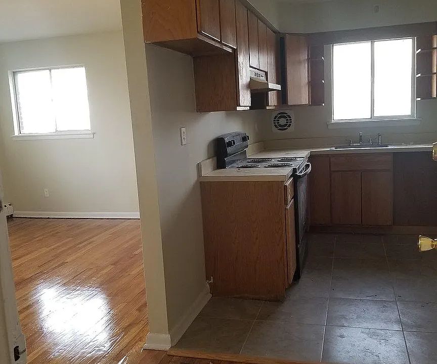1st image of 93 Mount Vernon Ave #6C
