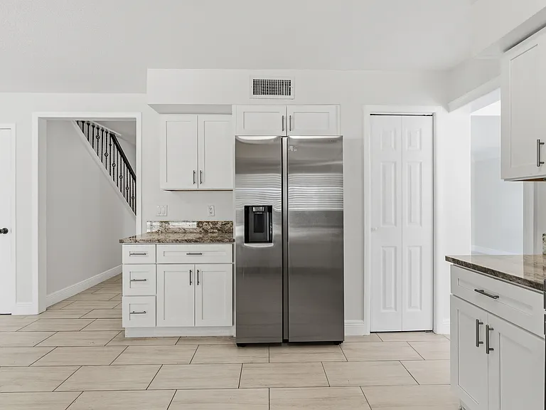 7014 Edenbrook Ct — Photo 14