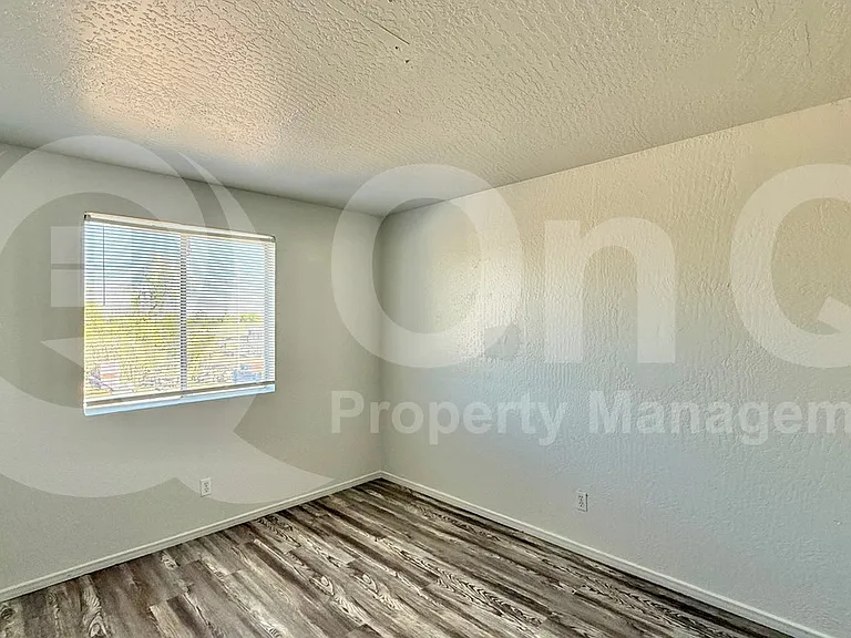 2537 W Georgia Ave #6 — Photo 10