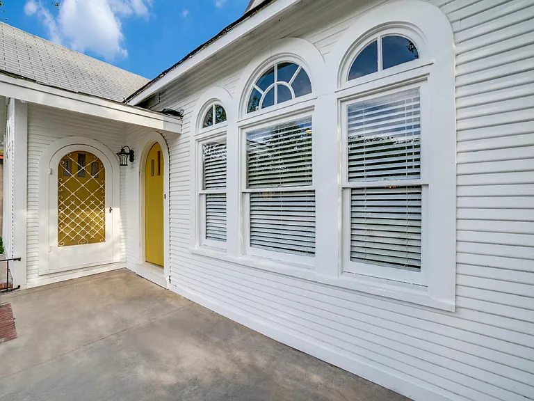 114 W Norwood Ct — Photo 10