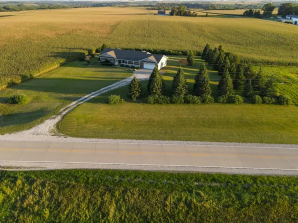 1354 450th St, Cherokee, IA 51012