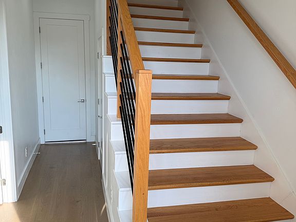 5th image of 2620 Valley View Ln Unit 103