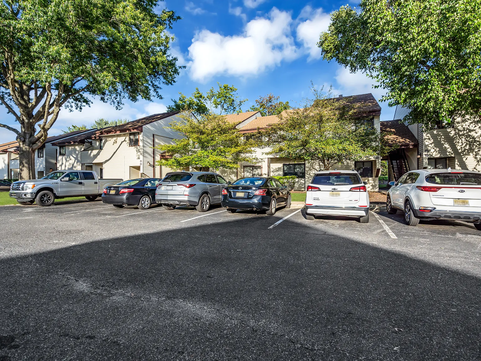 16B E Daisy Ln — Photo 2