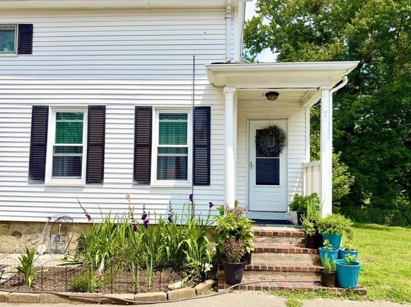 79 Edson St, Brockton, MA 02302