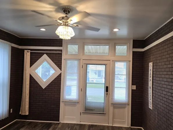 405 W Harnett St #C, Dunn, NC 28334