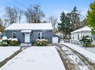 3232 Birchwood Ave SW, Wyoming, MI