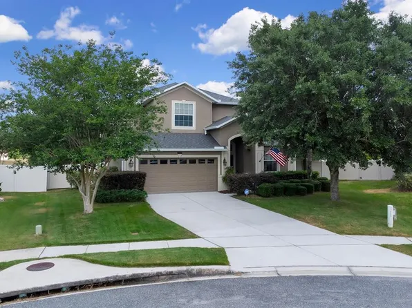 23520 San Sebastian Ct, Sorrento, FL 32776