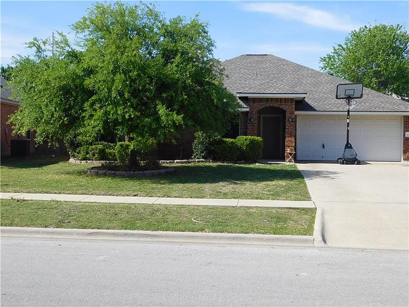 1st image of 2907 Scottsdale Dr