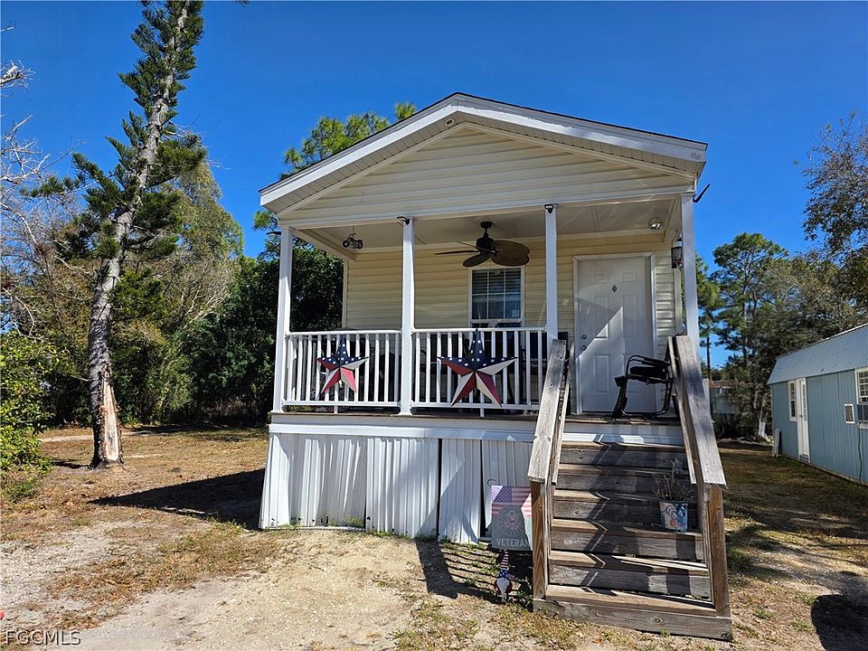1st image of 8085 Hart Dr