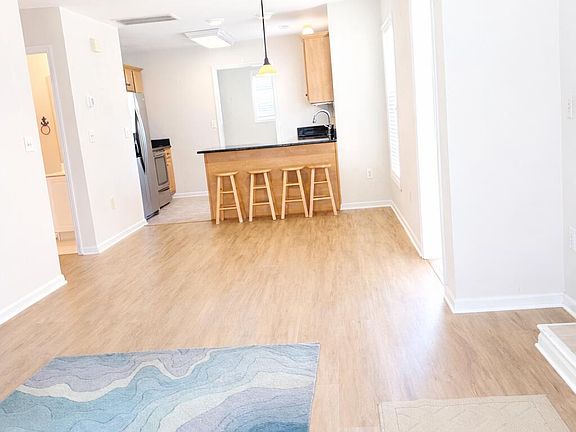 4th image of 901 Cedarwood Village