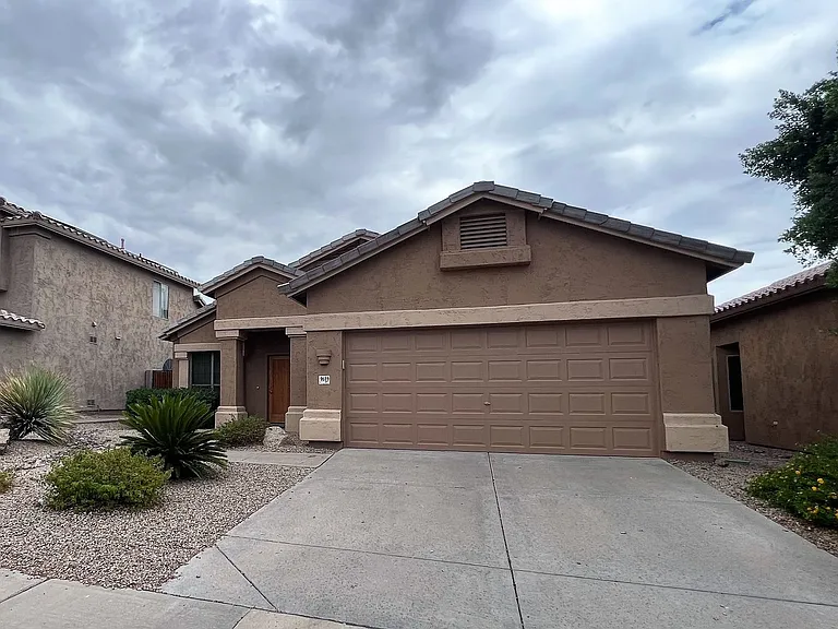 9689 E Friess Dr — Photo 3