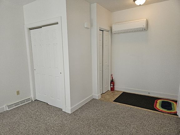 2nd image of 21 Park St Fl 1ST