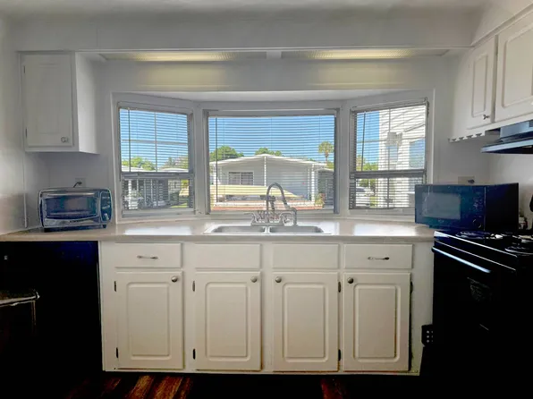 49 Colony Dr N, Ellenton, FL 34222