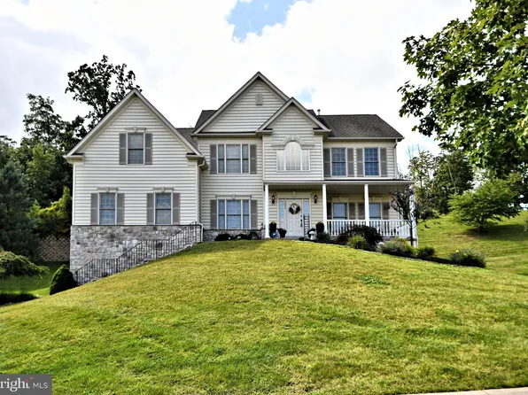1206 Revere Dr, Chalfont, PA 18914