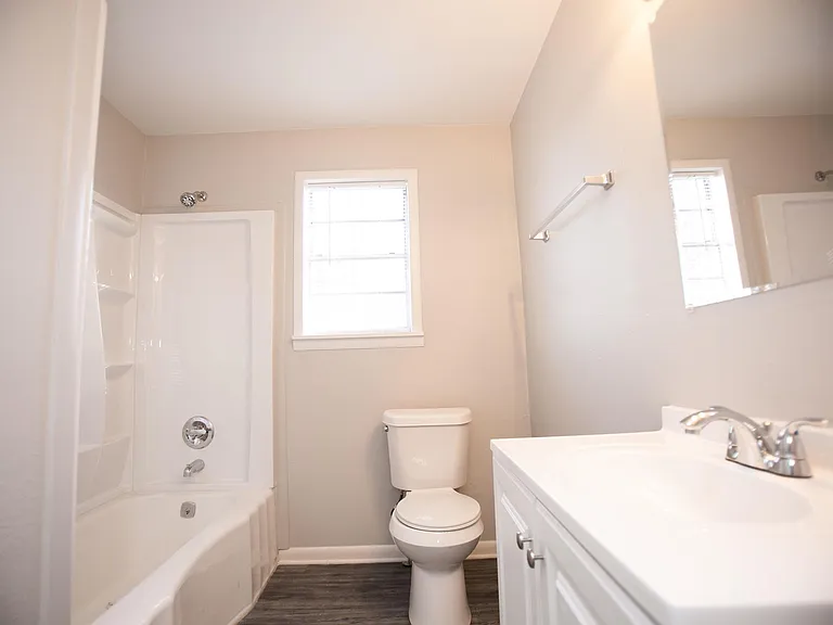 3119 S Izard St — Photo 9