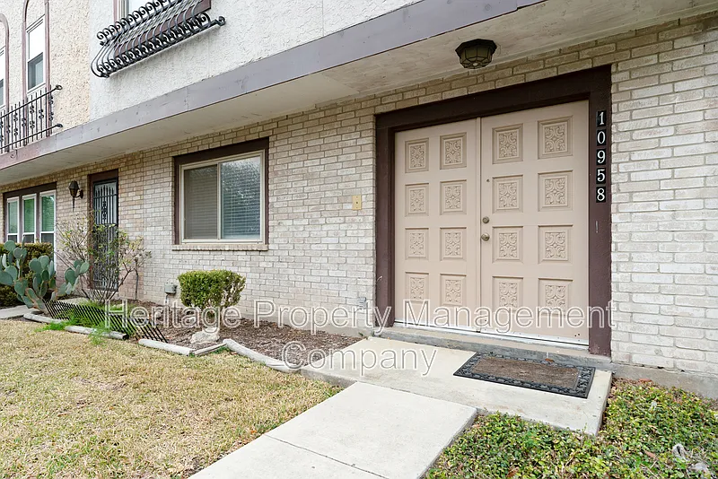 3 bed, 2.5 bath, 1750 sqft, $1,450 — Photo 2